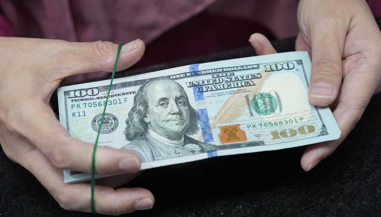 Medidas del BCB no impactan en la cotización del dólar y hay nuevo incremento para el miércoles