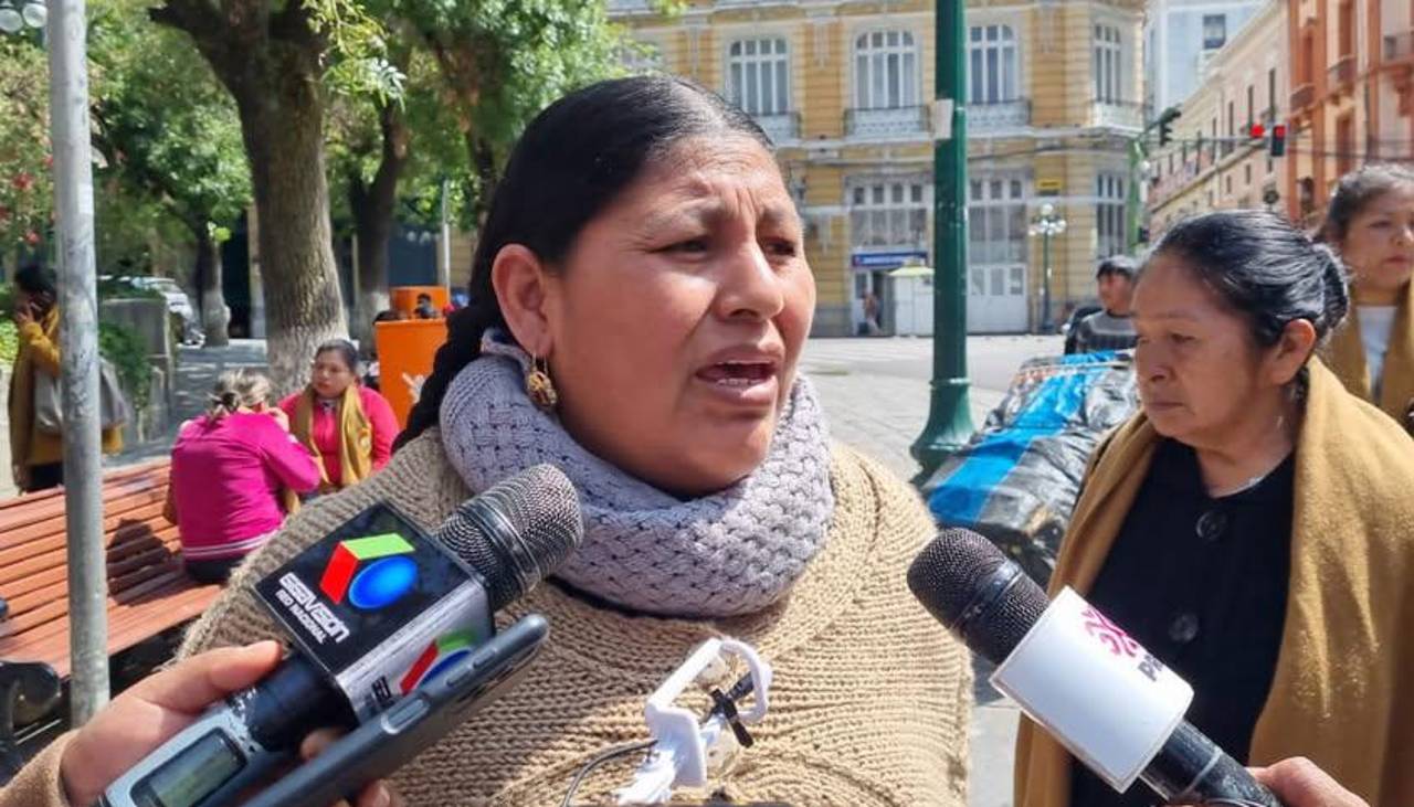 “Lucho puso a dedo a Eduardo”: Arcista Ponce se estrella contra el presidente y dice que su candidatura “parece un chiste”