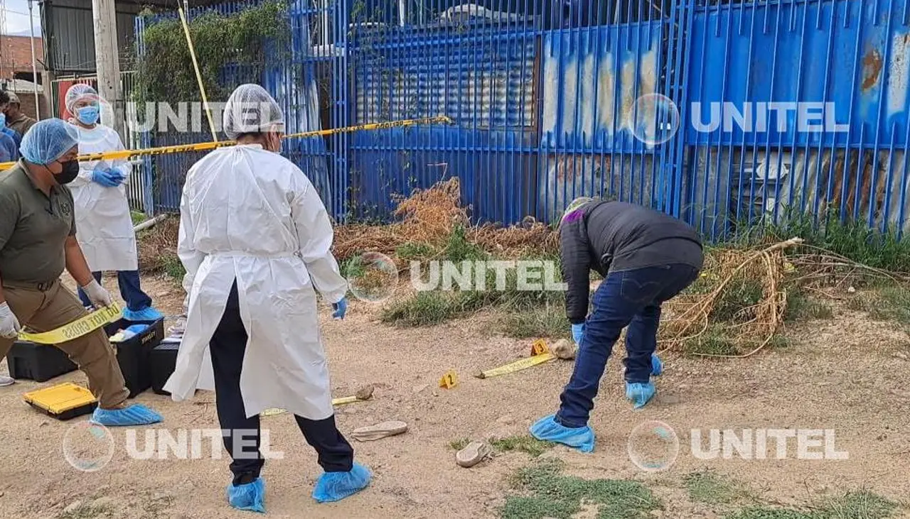 Hallan la cabeza cercenada de un hombre en plena vía en Cochabamba 