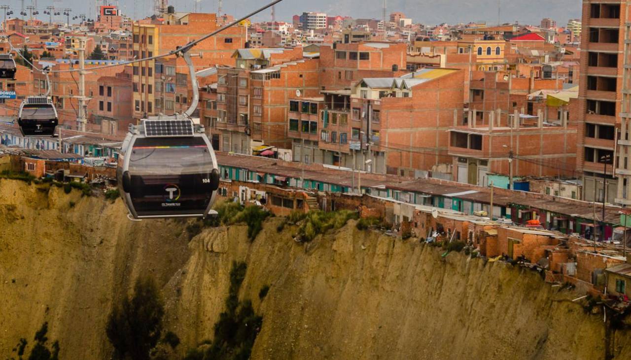 Amautas al borde del precipicio: Alcaldía de El Alto les notifica que hay riesgo de deslizamientos por lluvias