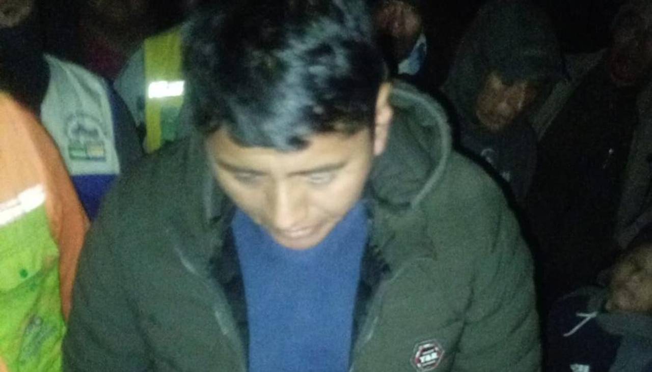 San Julián: Denuncian que bloqueadores retienen a un presunto subteniente que vestía de civil