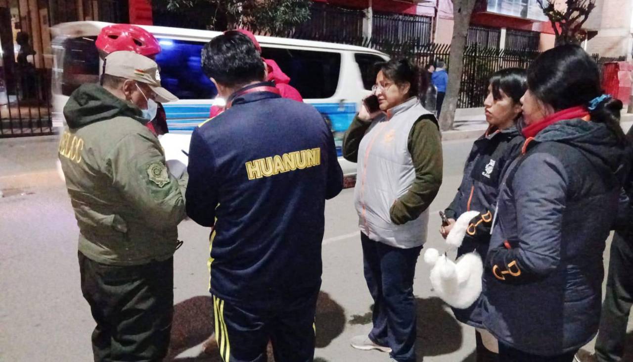 Aprehenden al cantante que “provocó” avalancha humana y a la directora del colegio donde murió una estudiante 