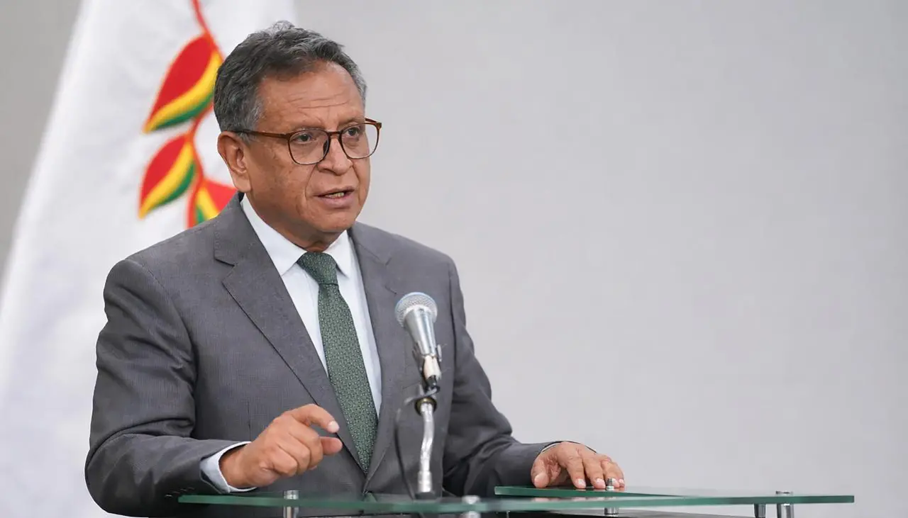 “Se aplicarán medidas duras y eficientes” contra el crimen en Santa Cruz, señala el ministro de Gobierno