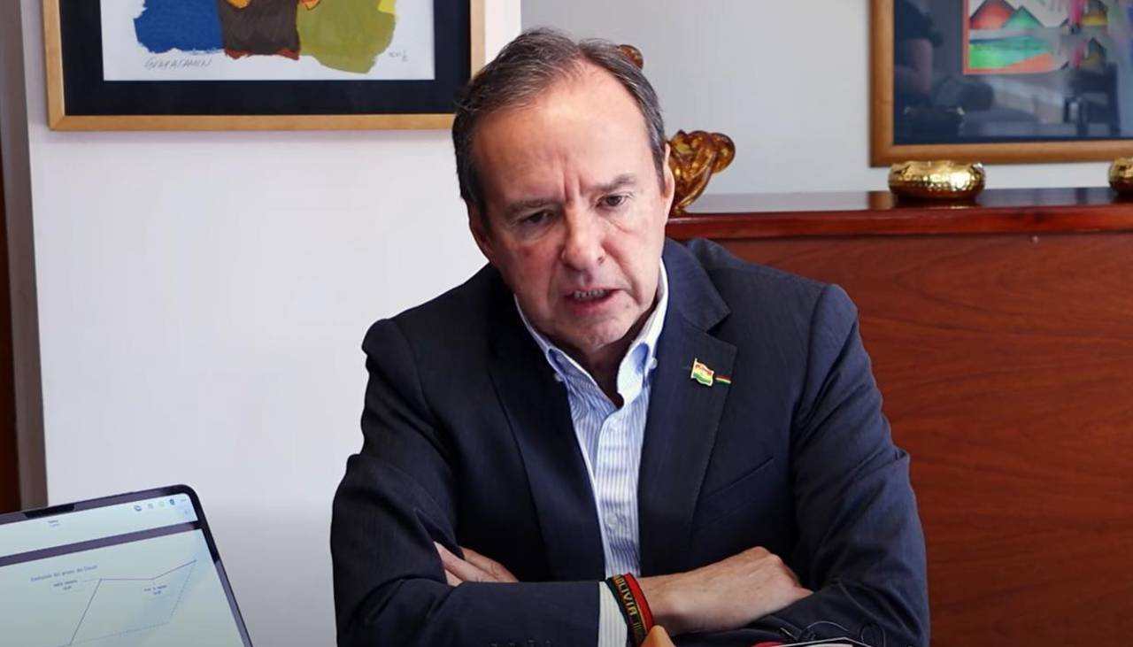 Tuto sobre el diésel: “A la gente se le pide sacrificio, pero en el Gobierno sigue la viajadera, gastadera y disfrutadera” 
