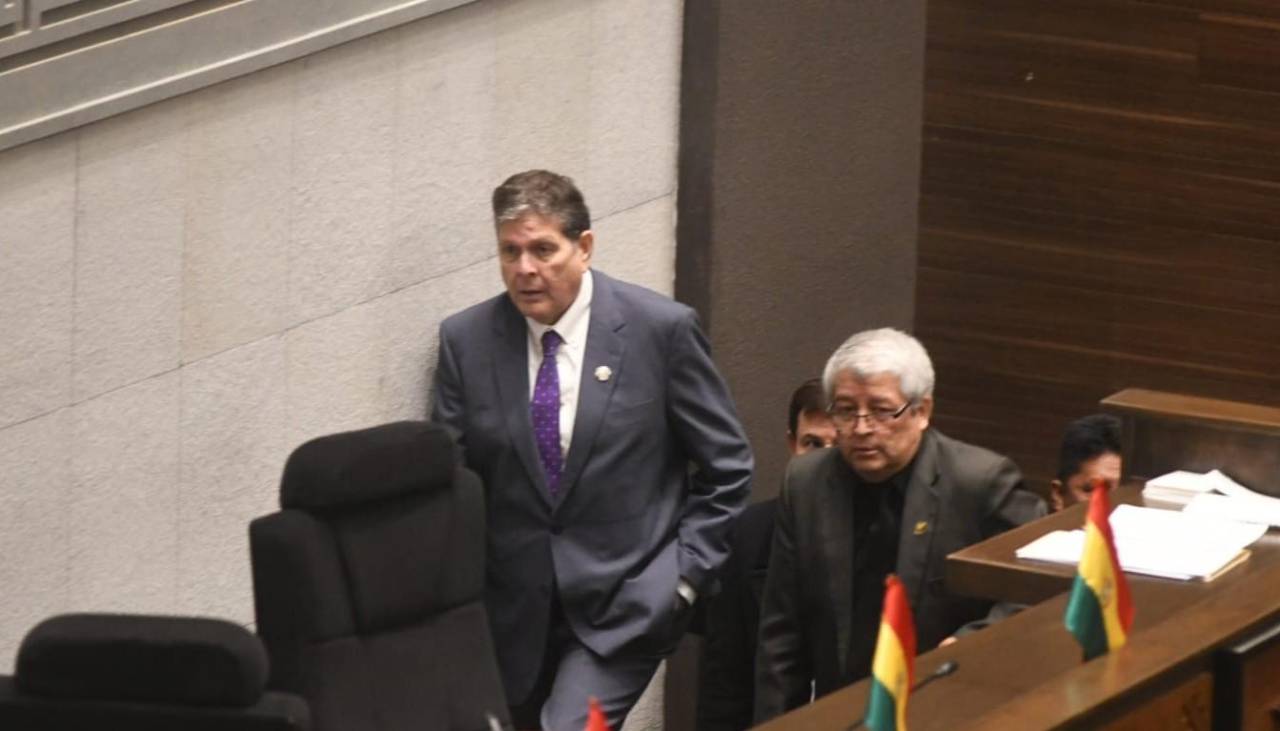 Blanco en interpelación: “Caiga quien caiga” por corrupción en combustibles, “sea de esta o la anterior gestión”