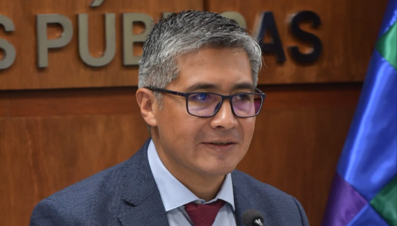 Espinoza sobre la baja del dólar: “Los datos muestran que la tendencia va a continuar”