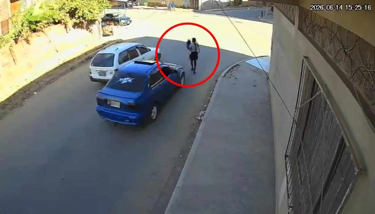 Localizan el vehículo con el que fueron atropellados una madre y su hijo en brazo