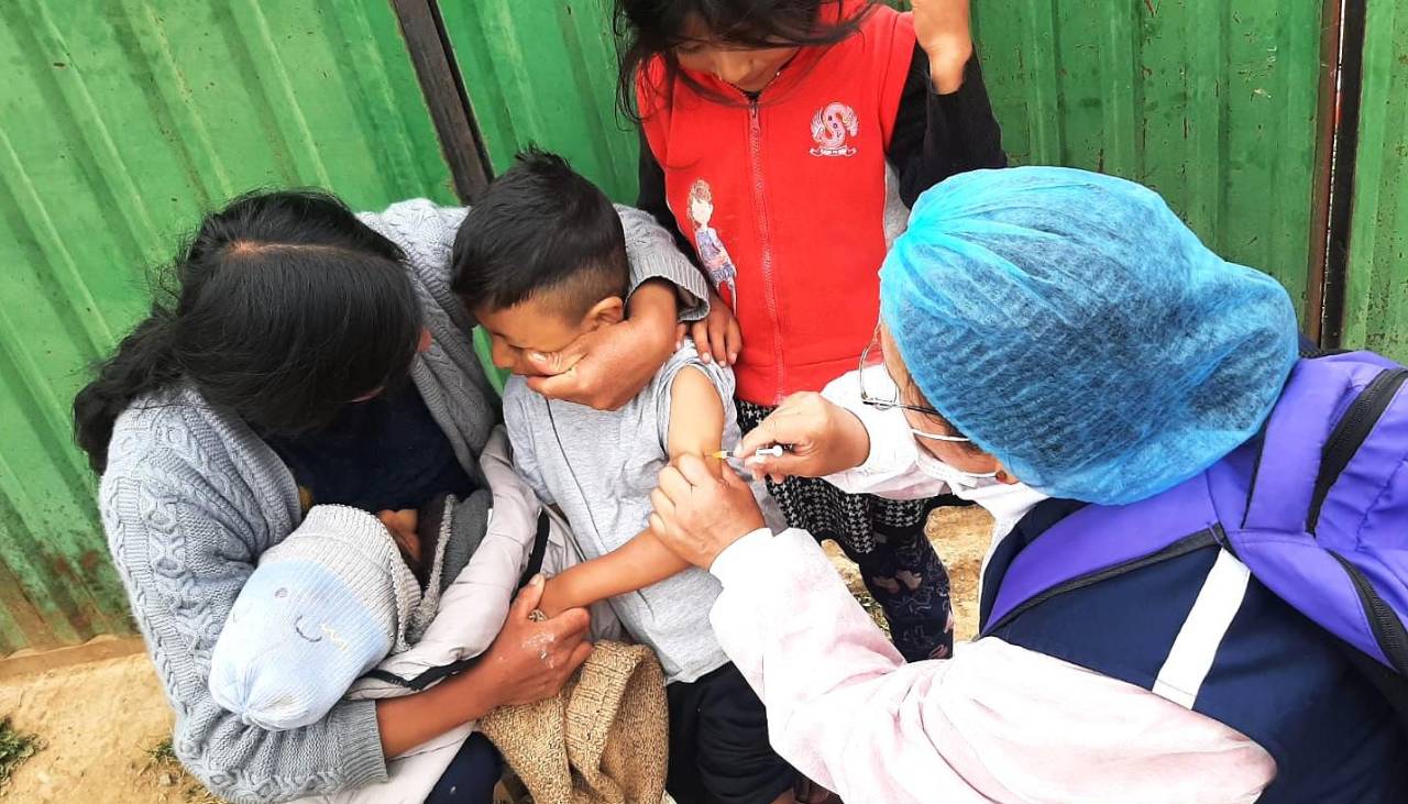 Bolivia reporta 181 casos de sarampión: “Un niño vacunado protege a su unidad educativa”, destaca Salud