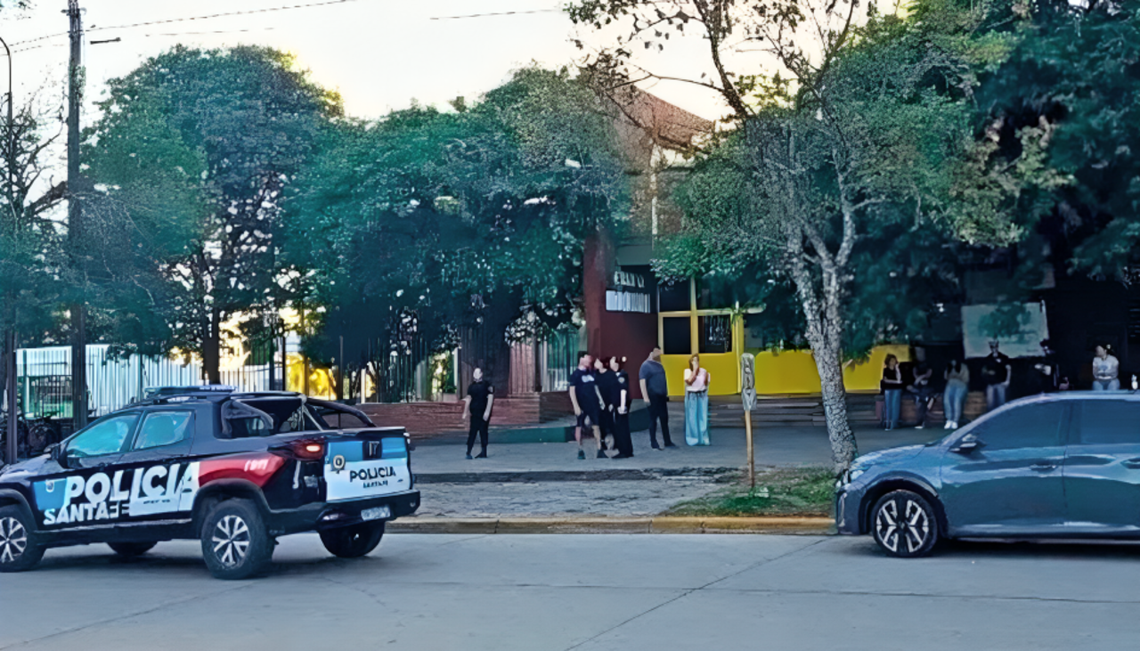Muere estudiante de 13 años y ocho resultan heridos en tiroteo escolar en Argentina