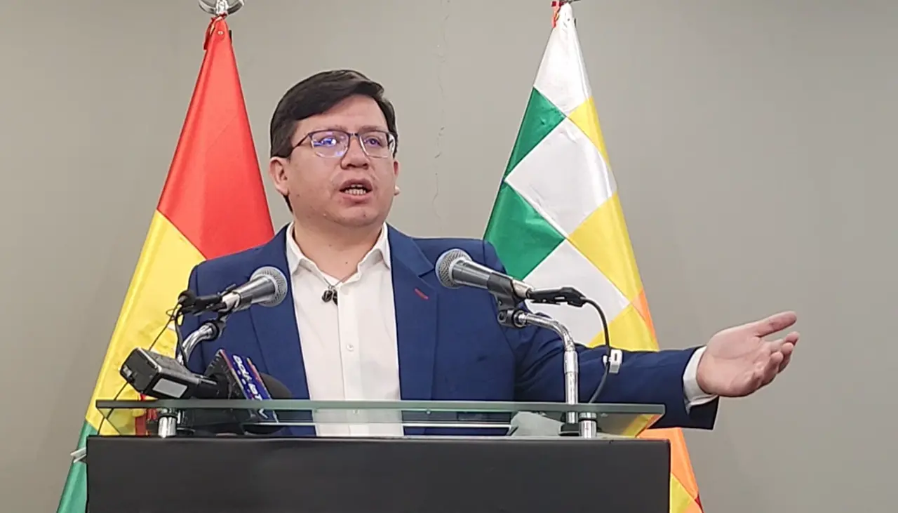 Gabinete aprueba crédito de $us 46 millones para la carretera de los “ayllus en paz”; suman 1.787 millones en préstamos