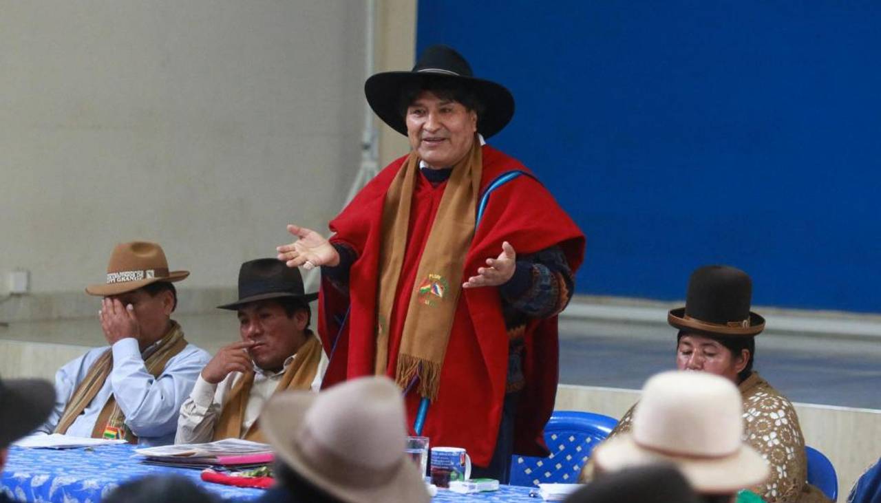 Evo sobre las elecciones: “A este paso, de lejos gana la derecha” 