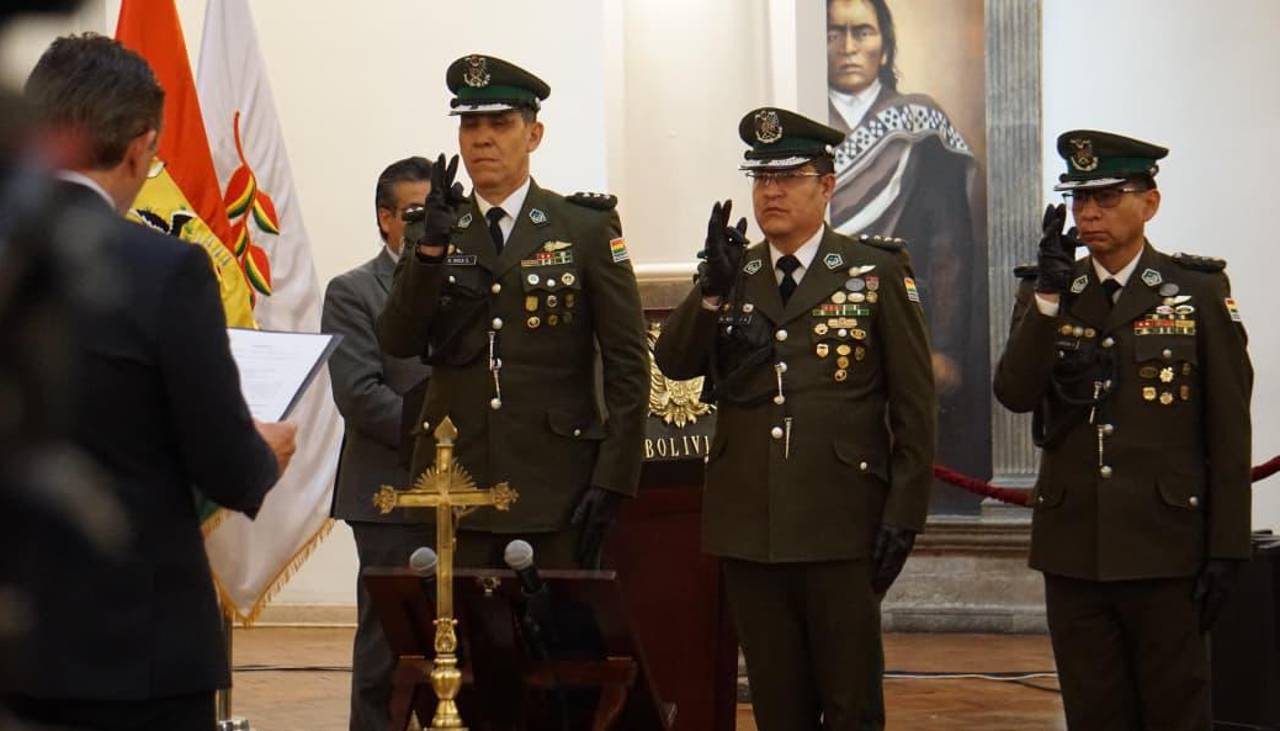 Este es el nuevo Alto Mando Policial posesionado por Paz tras la salida de Sokol