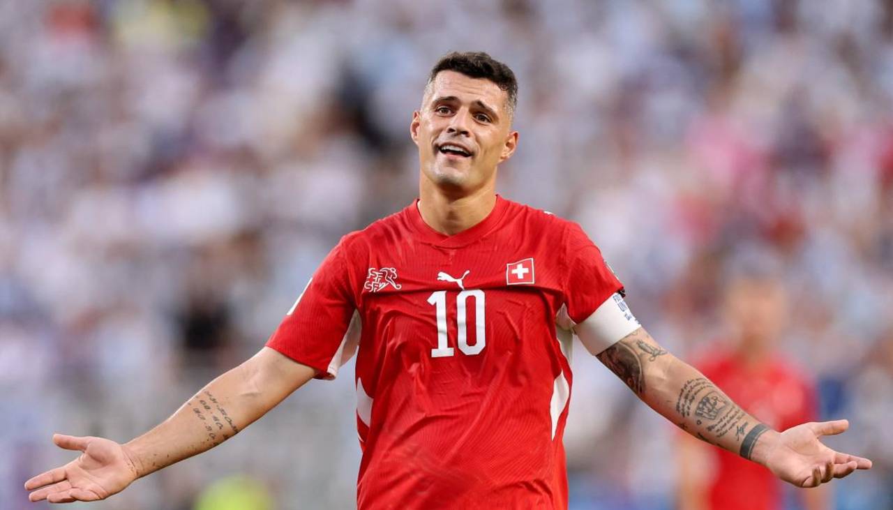 La selección suiza aparta temporalmente a Xhaka por falsificar un certificado covid