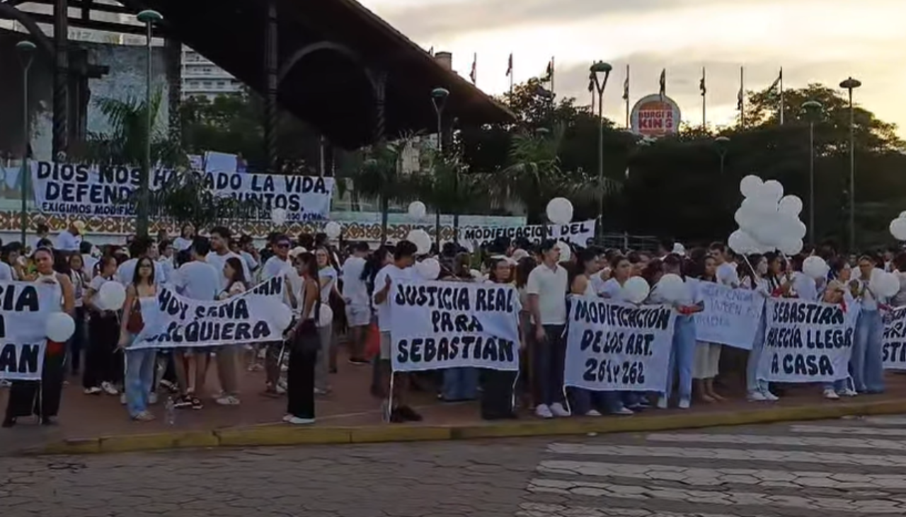 Caso Sebastián Vespa: Marcha exige cambios en el sistema de transporte público