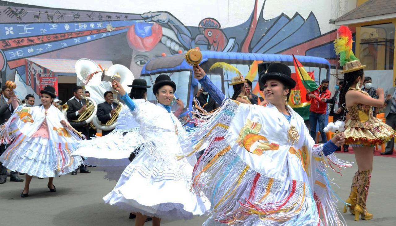 El Alto lanza la entrada en honor a la Virgen del Carmen para impulsar la “economía naranja”