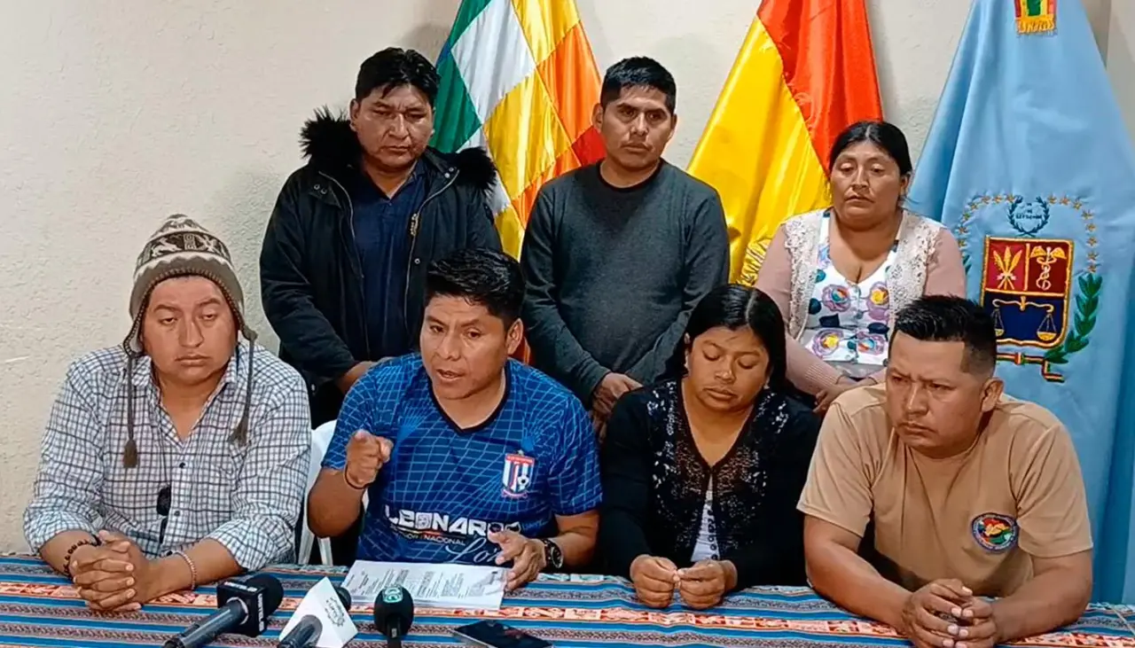 Exsenador Loza dice que se “organizan operativos para capturar a Evo Morales”