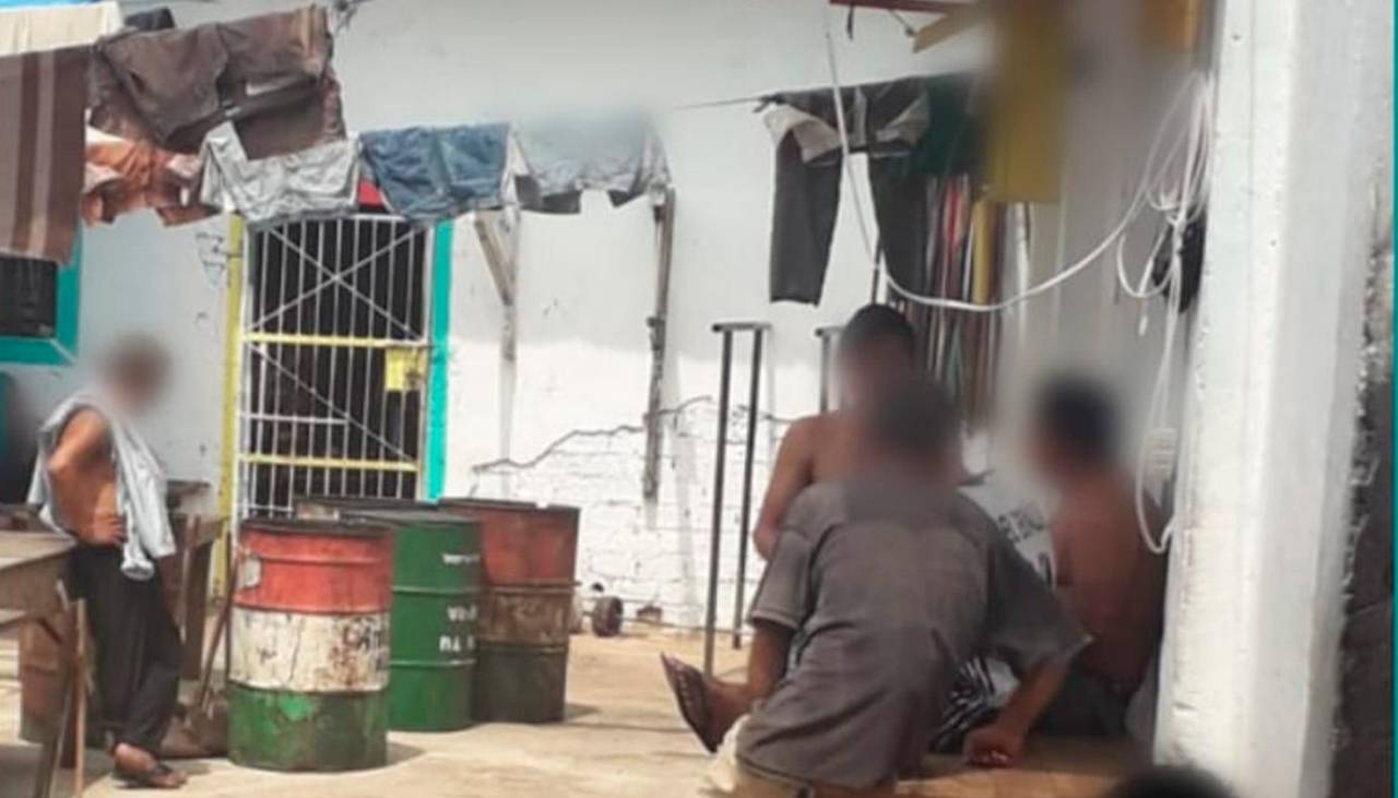 Dos reos escapan de la cárcel de Guayaramerín tras abrir un boquete en el techo