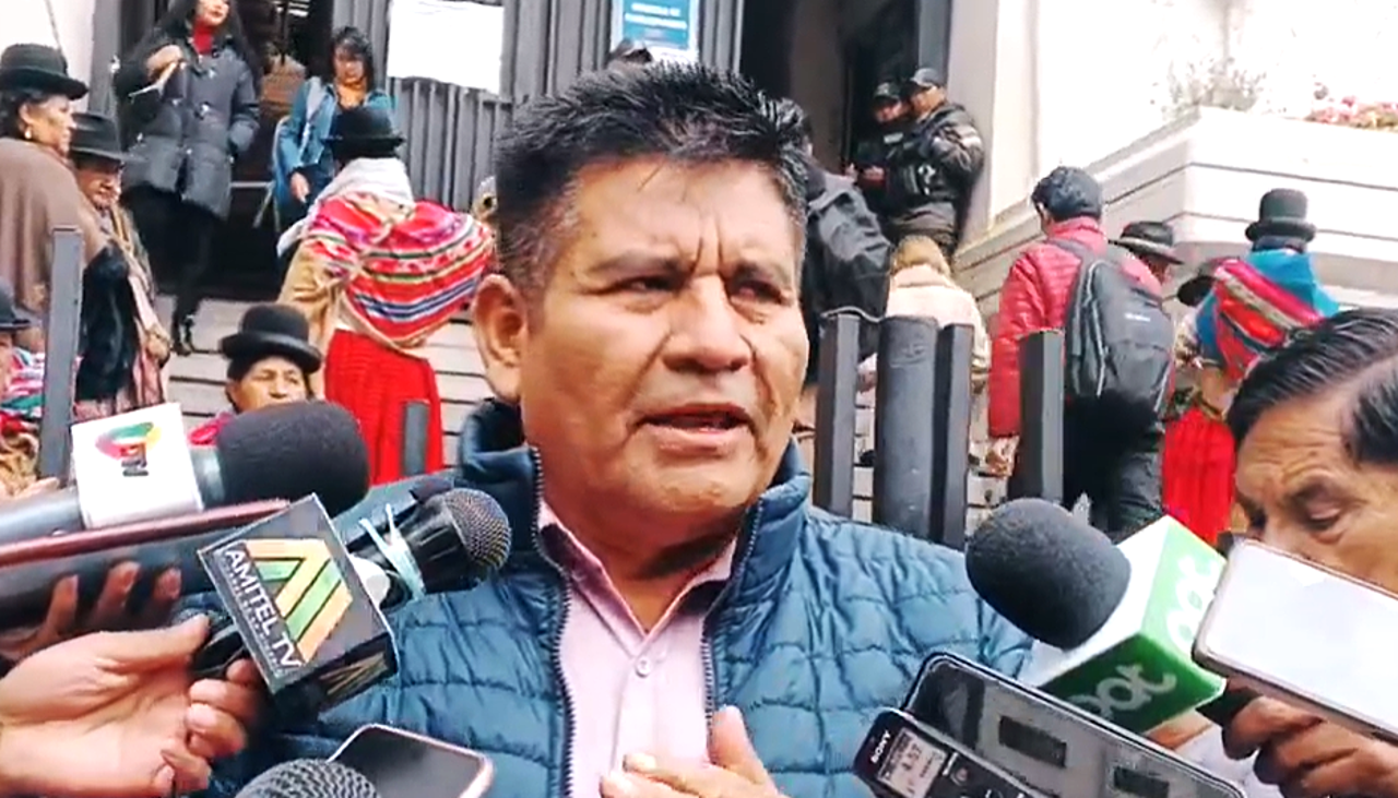 Dirigente intercultural denuncia guerra sucia tras acusaciones de avasallamiento en Santa Rita