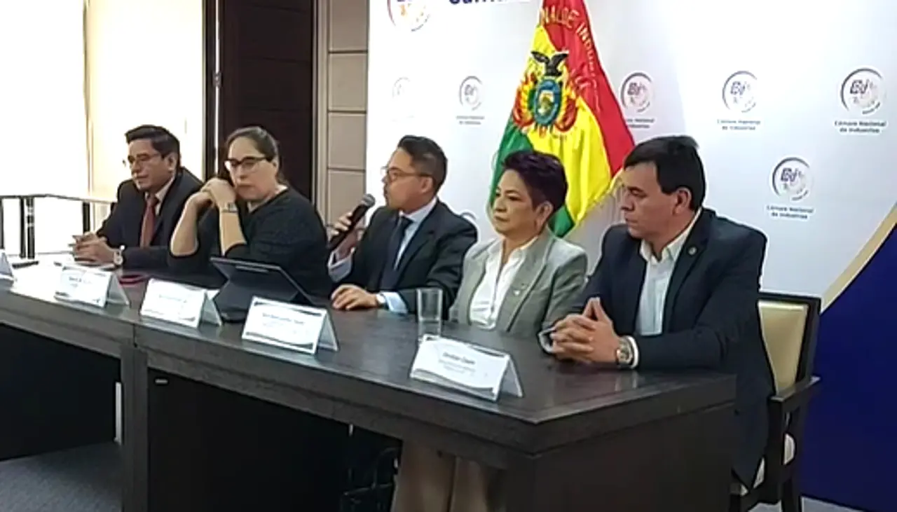 “La economía necesita producción y exportación”: Los industriales urgen al Gobierno “equilibrio fiscal” y diálogo