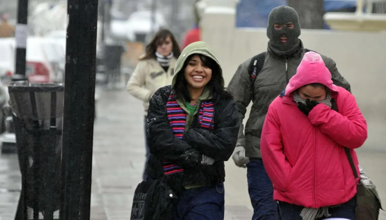 ¡Abríguese! El frío se quedará algunos días y las temperaturas bajarán bruscamente