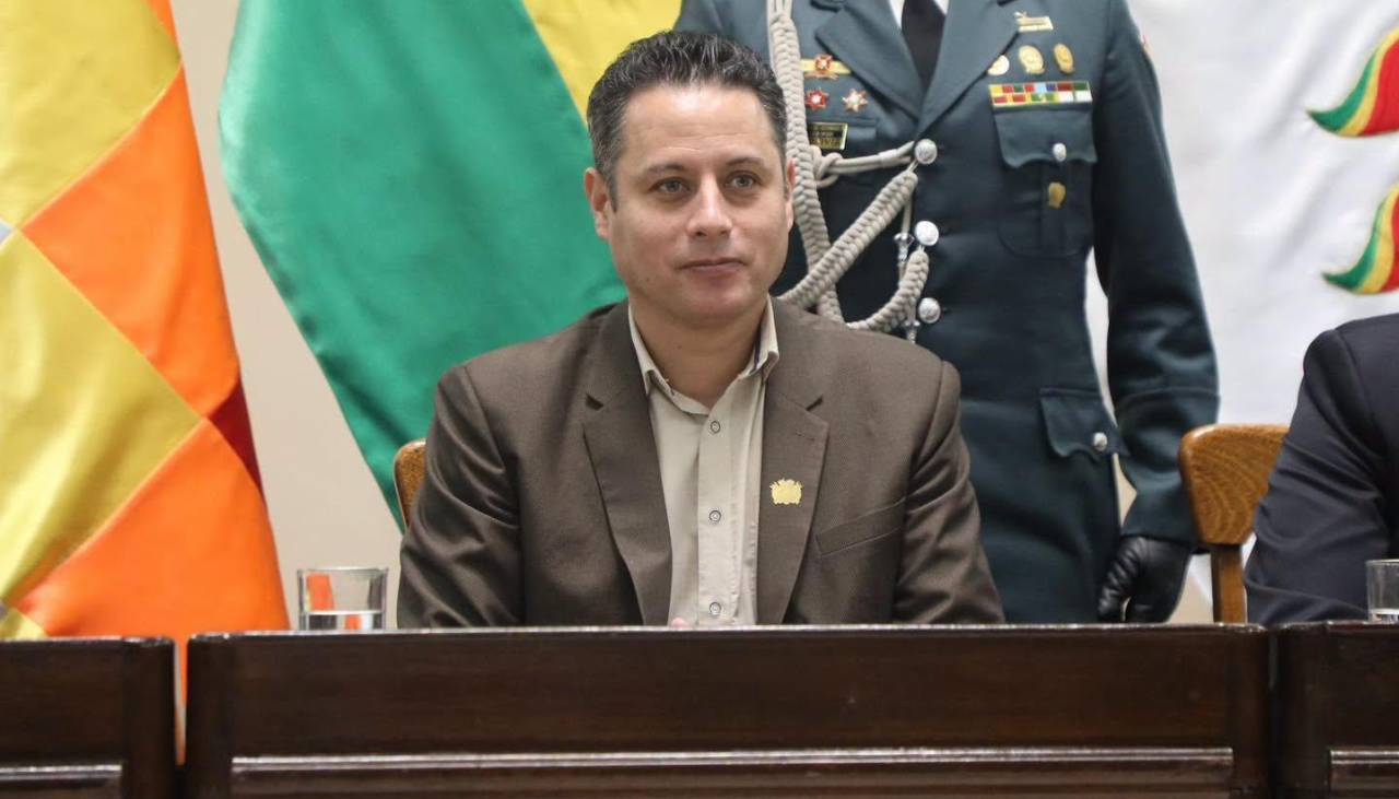 Lara tras cambios en el Gabinete: “La burocracia continúa, la concentraron en superministerios”