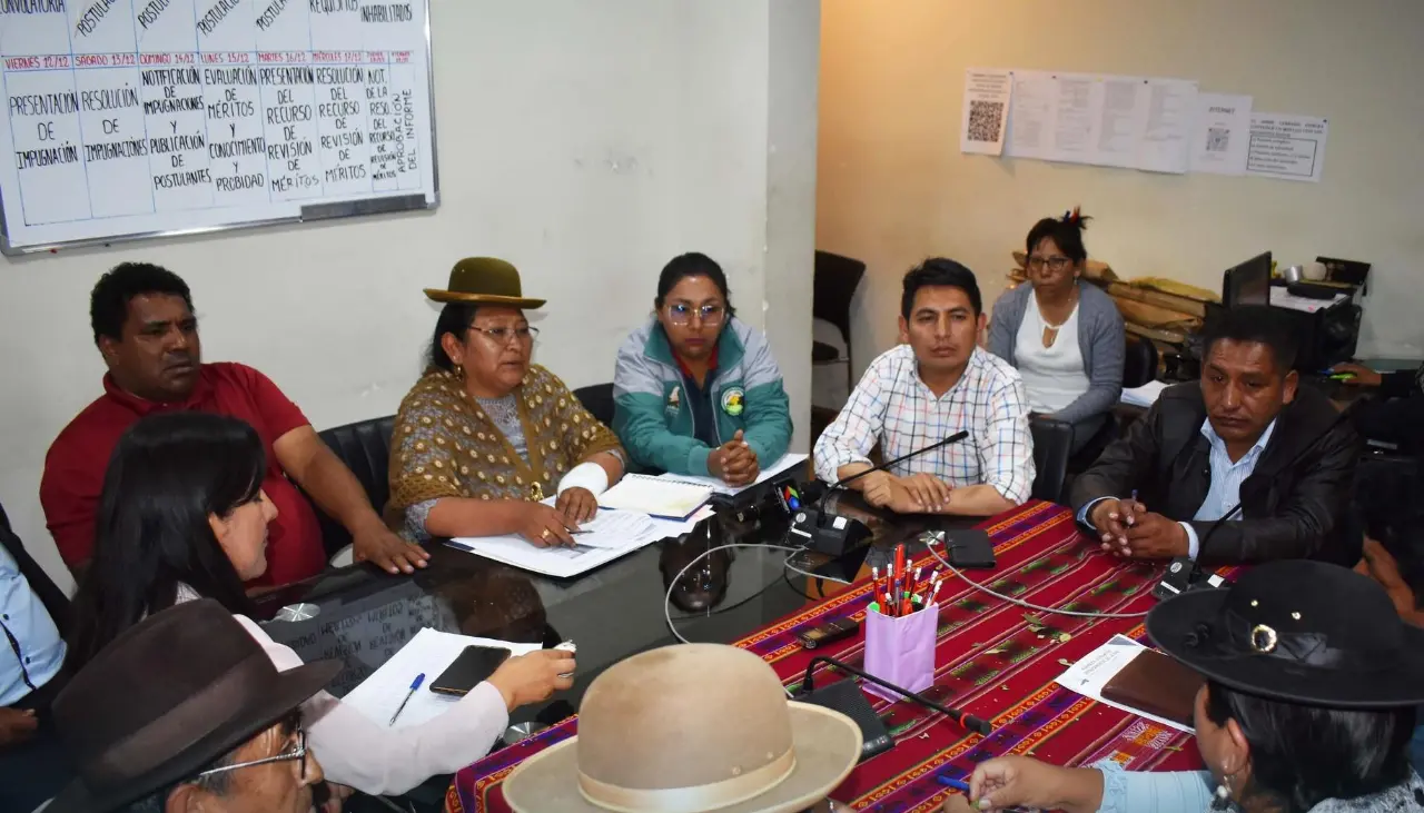 Revise aquí las listas de los postulantes habilitados e inhabilitados al TED de La Paz