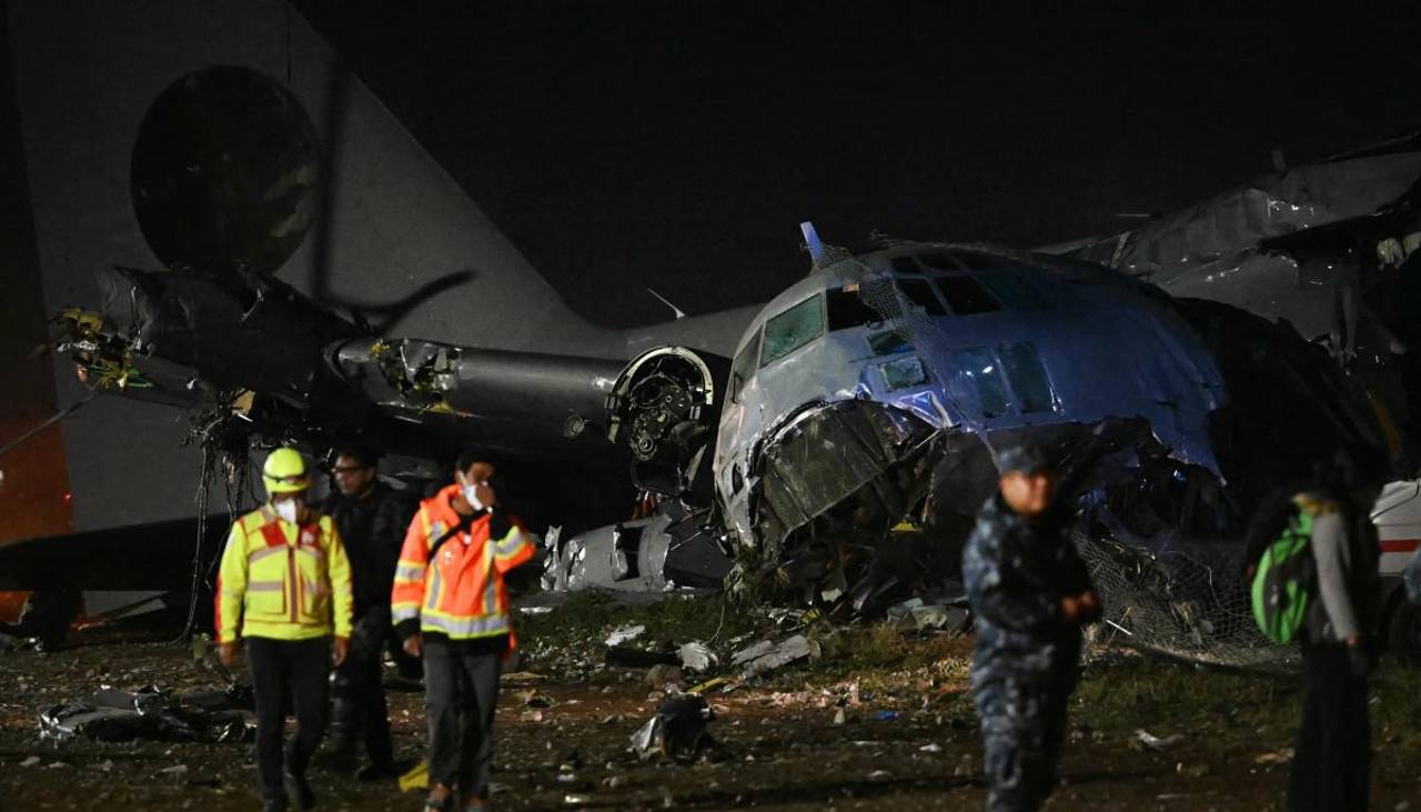 Tragedia en El Alto: Avión militar cargado de dinero deja al menos 20 fallecidos y heridos