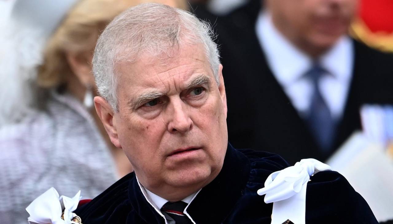 La Policía británica detiene al expríncipe Andrés, hermano del rey Carlos III