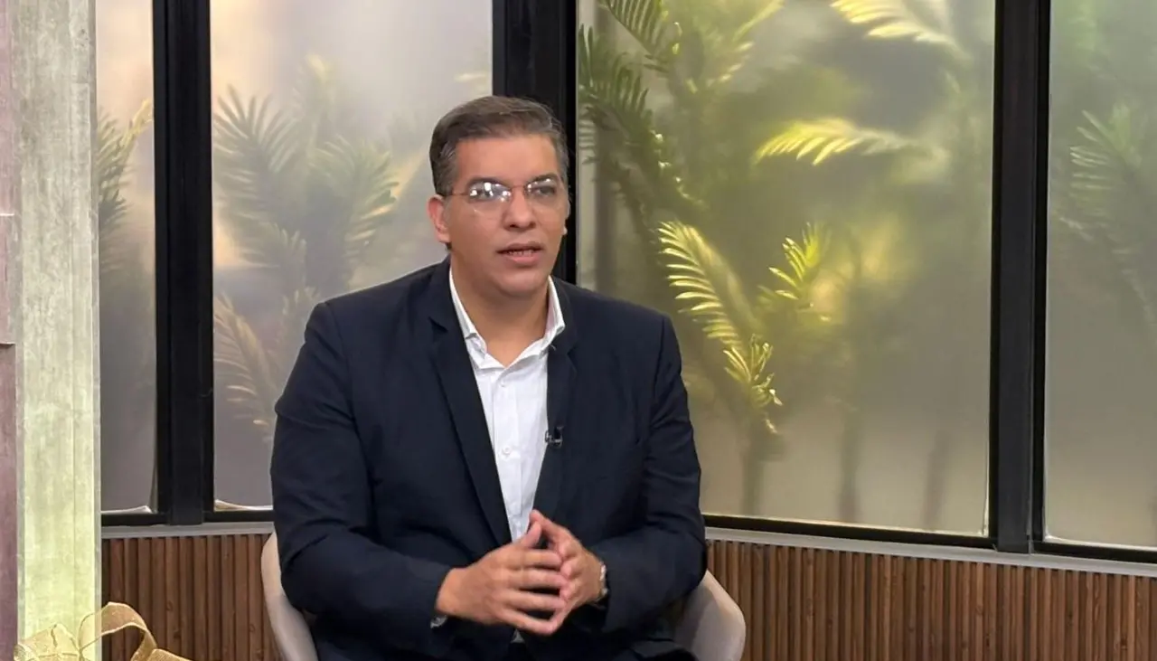 “La política cambiaria se normalizará cuando la gente deposite y retire dólares del banco sin restricciones”, dice exdirector del BCB