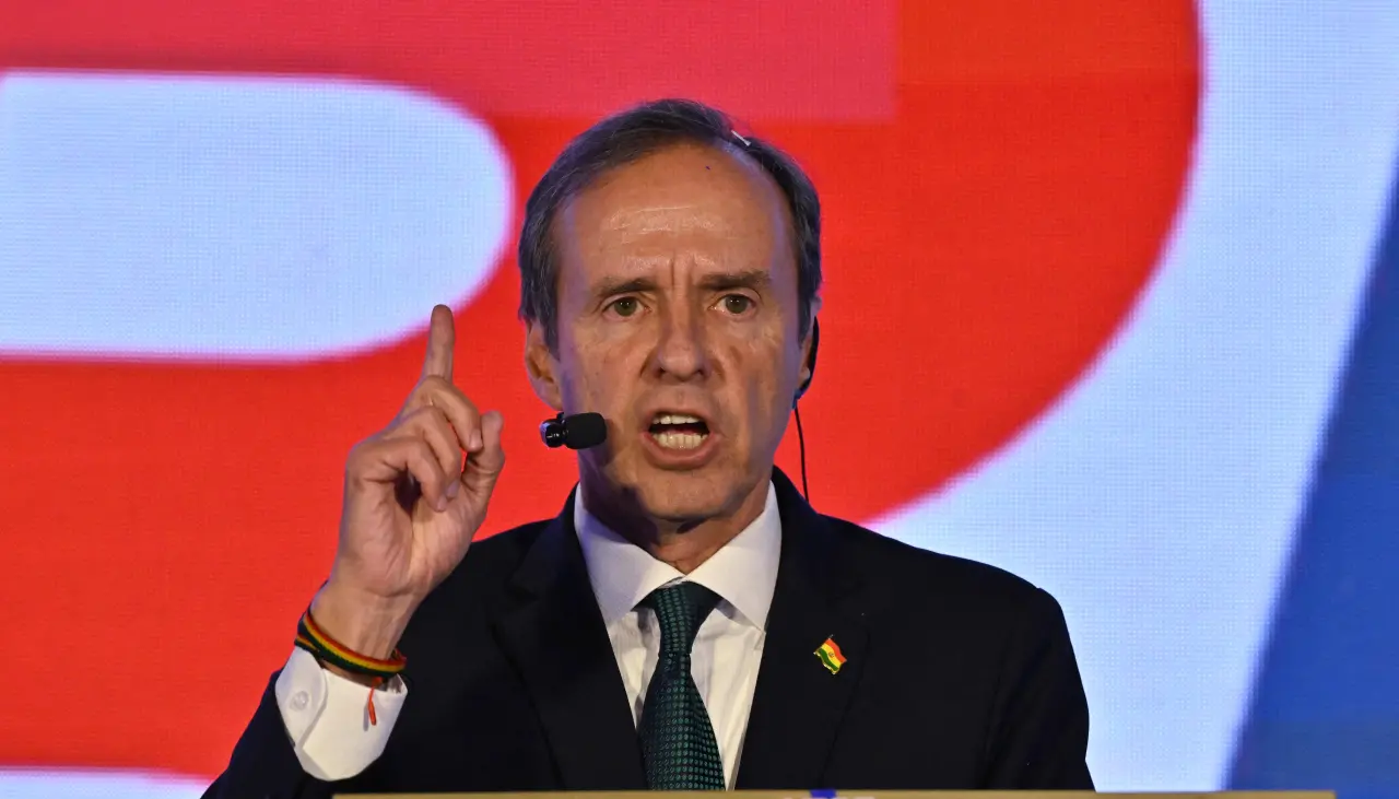 Libre considera que pedido de renuncia a magistrados “autoprorrogados” puede poner en riesgo la segunda vuelta