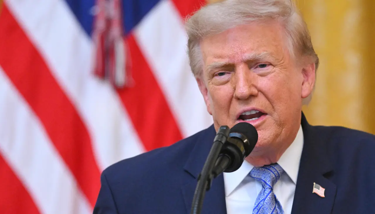 Trump pone en duda integridad del sistema electoral de EEUU y acusa a China de “la mayor filtración de datos de votantes”