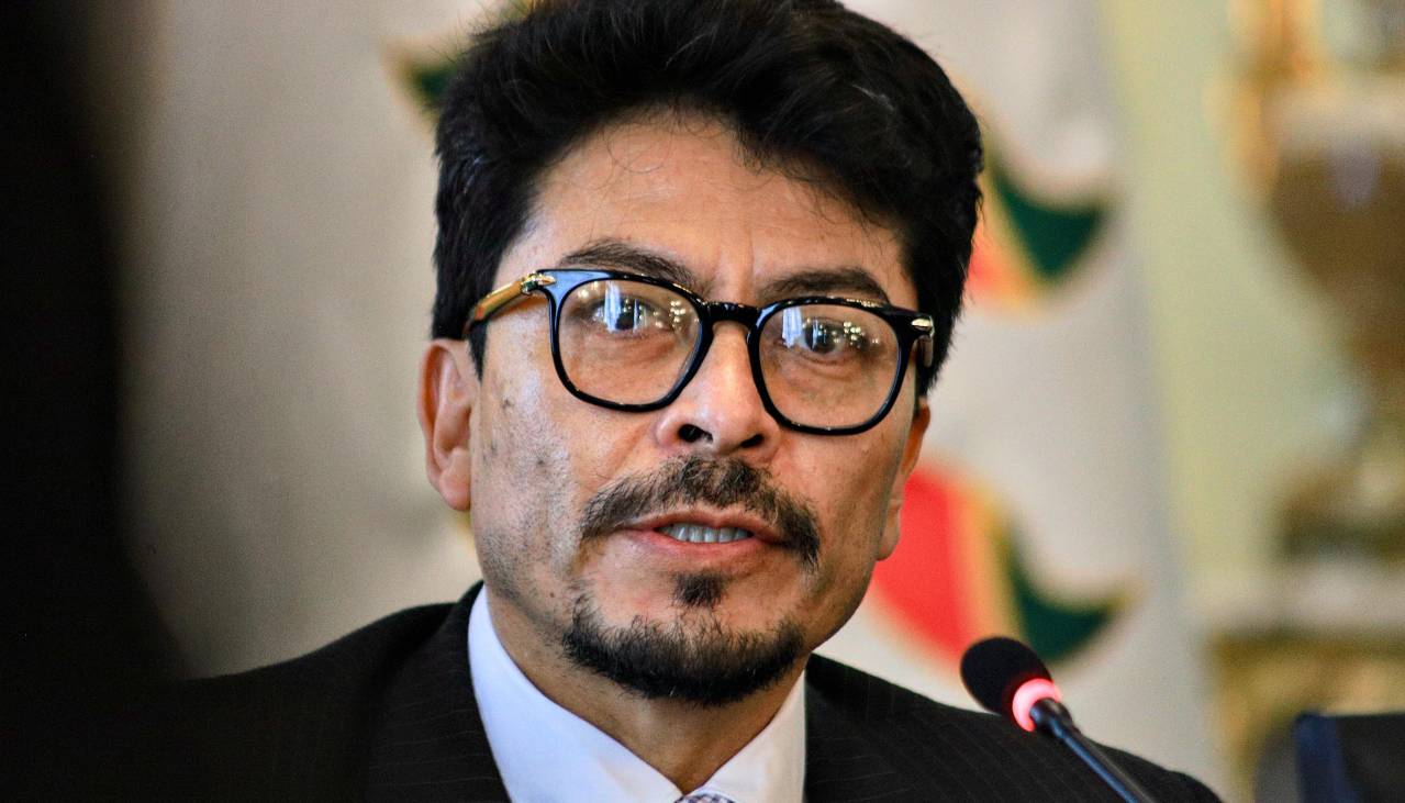 Gobierno convocará a embajadores de Irán y Rusia por "injerencia"