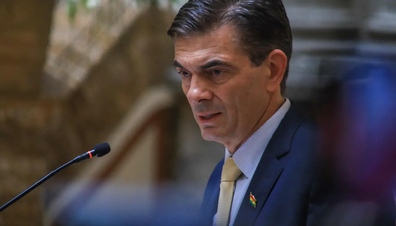 Reuniones de Paz apuntan a una agenda desideologizada y orientada a los intereses nacionales, señala analista