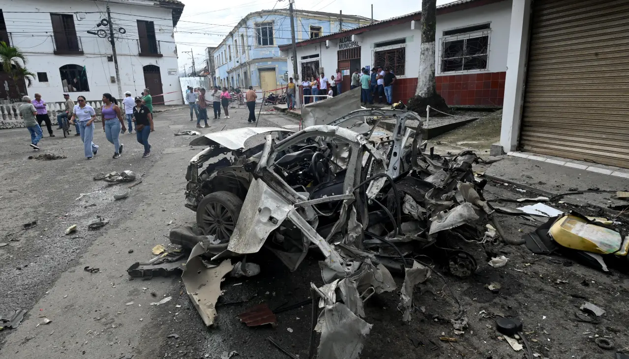 Escalada de atentados con explosivos en Colombia dejan al menos un muerto