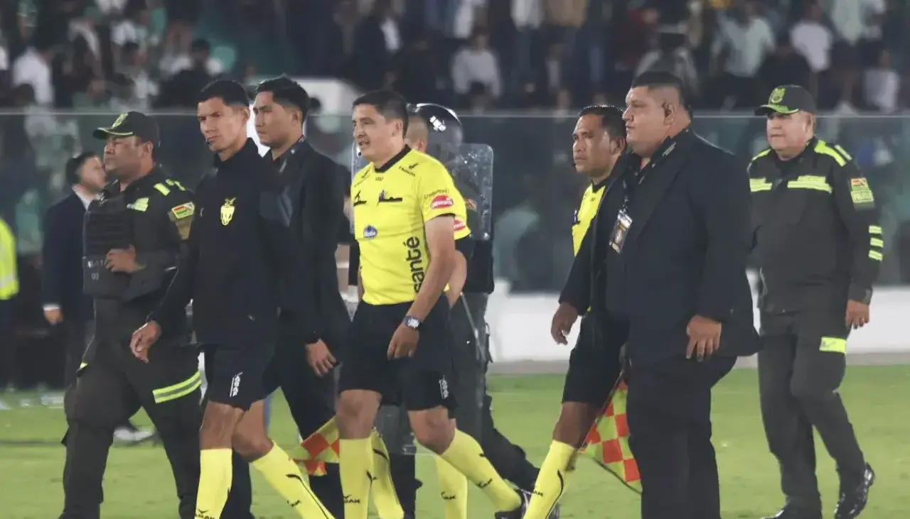 ¿Hubo error? La FBF revela el audio del VAR de la polémica entre Oriente y Always Ready