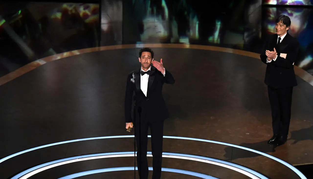 Adrien Brody gana el Oscar a mejor actor por “The Brutalist”