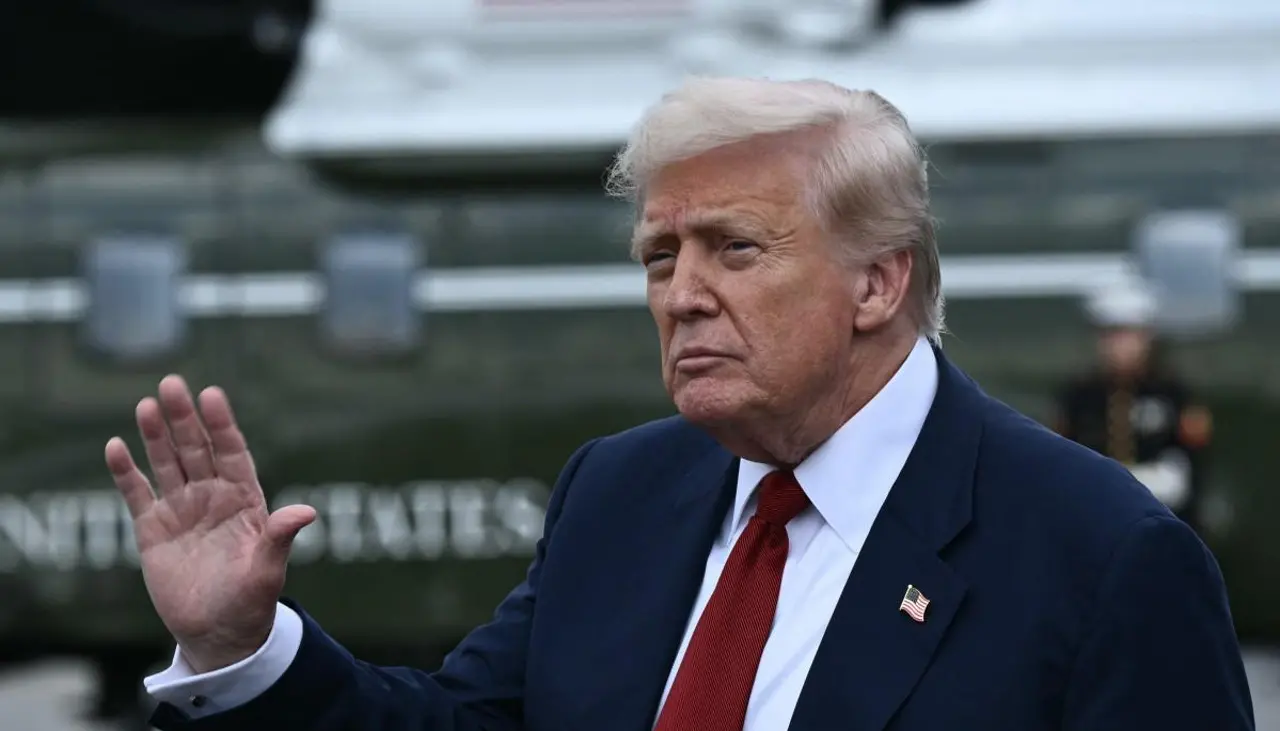 Trump amenaza con arancel de hasta 250% a productos farmacéuticos y presiona a India
