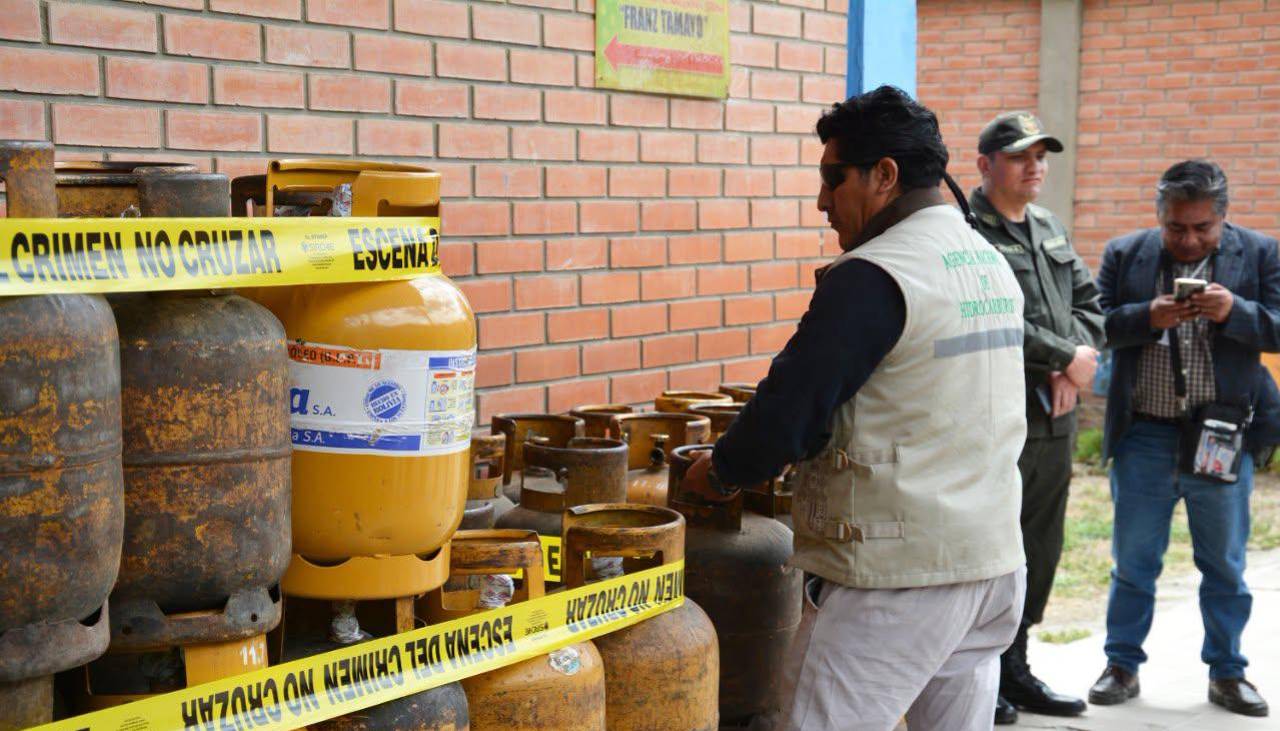 “Las mafias siguen presentes y seguiremos con mano dura”, advierte el Gobierno sobre el desvío de GLP y combustibles