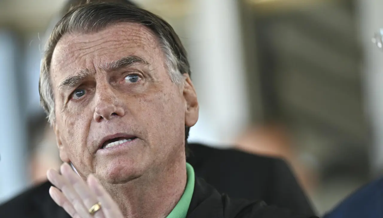 Corte Suprema ordena el arresto domiciliario de Bolsonaro por incumplir las restricciones
