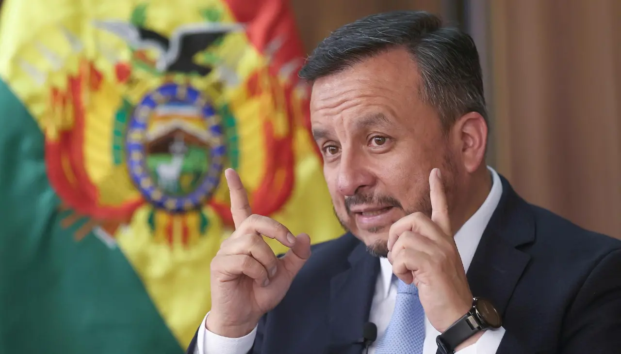 Gobierno propone nueva ley con tributos de hasta el 50% para atraer petroleras