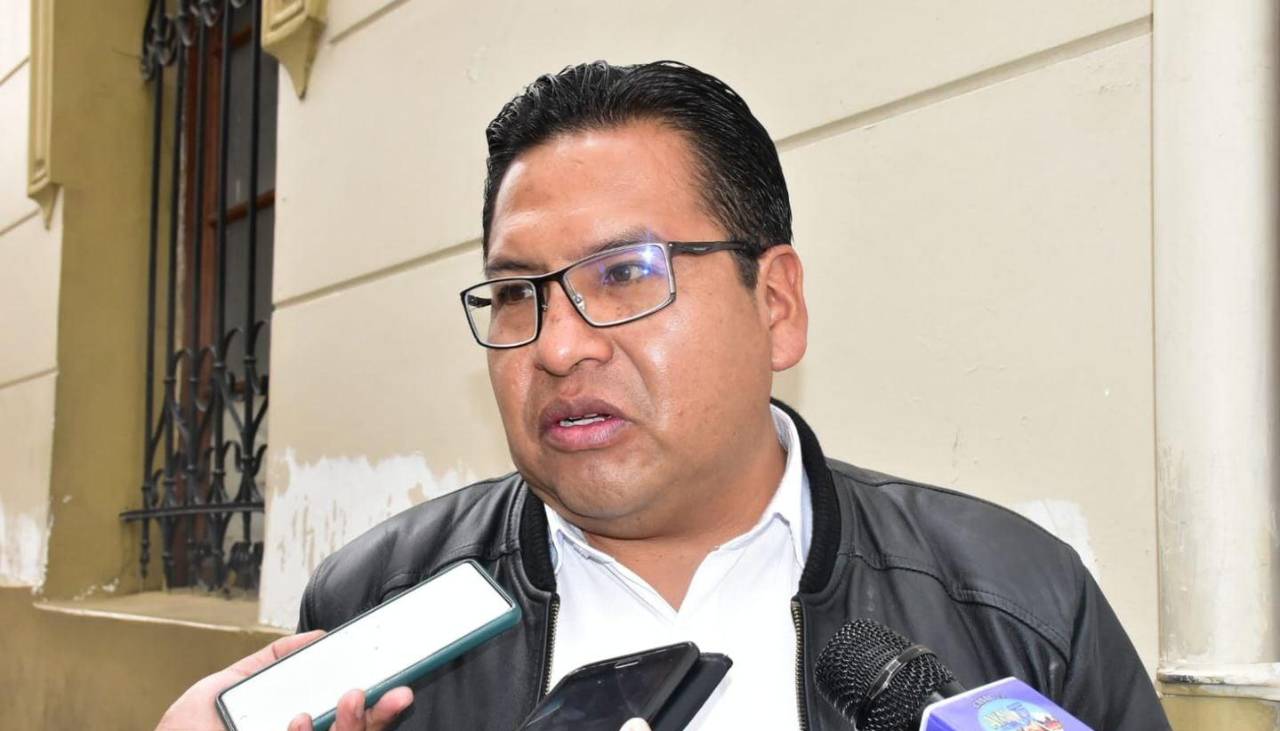Diputado arcista es acusado por presunta violación a una adolescente; el legislador descarta la denuncia