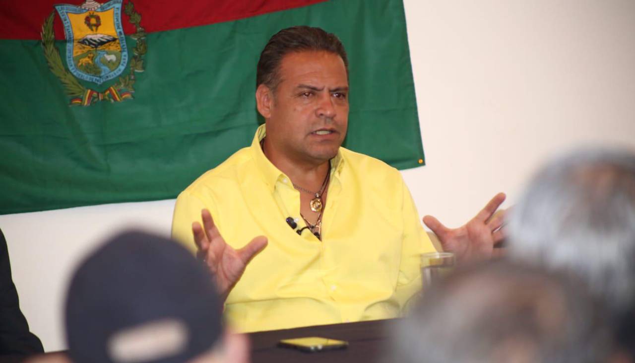 Revilla solicita iniciar el proceso de transición en la Gobernación de La Paz