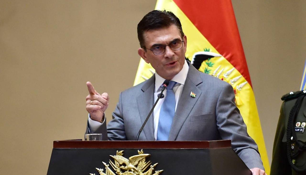 El canciller de Bolivia dice que el presidente Paz quiere asistir a la posesión de Kast, en Chile