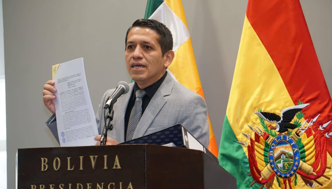 Denuncian que dos exfuncionarios de Senatex se transfirieron Bs 4,5 millones del TGN con el pretexto de pagar a proveedores