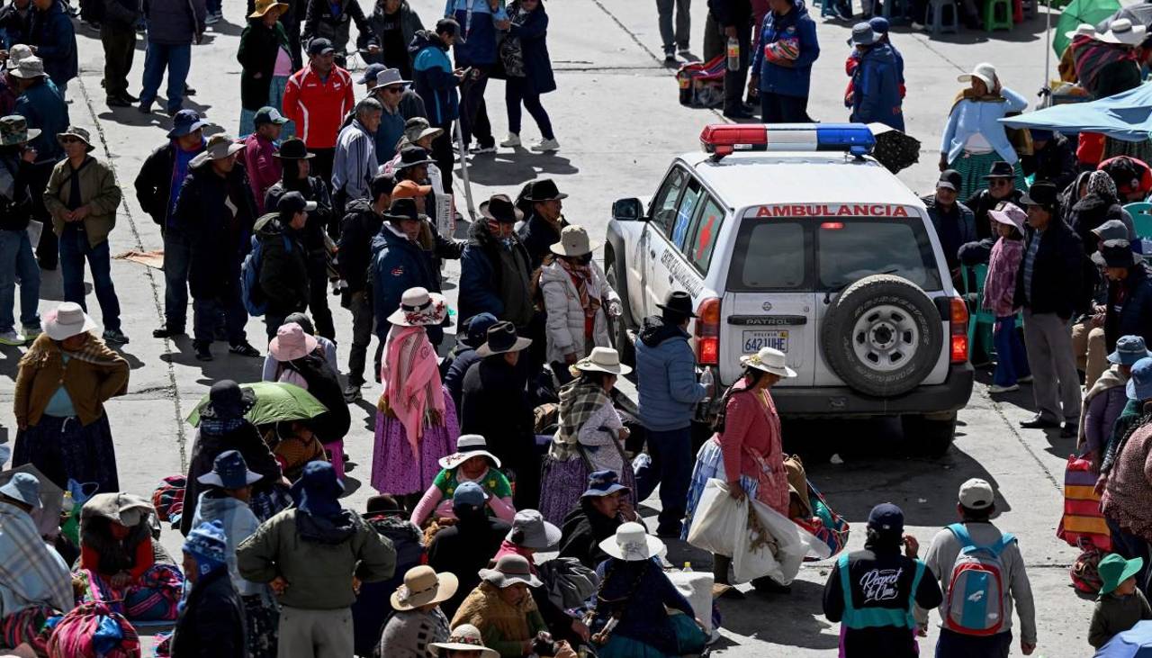 Reportan al menos diez fallecidos durante las protestas en Bolivia