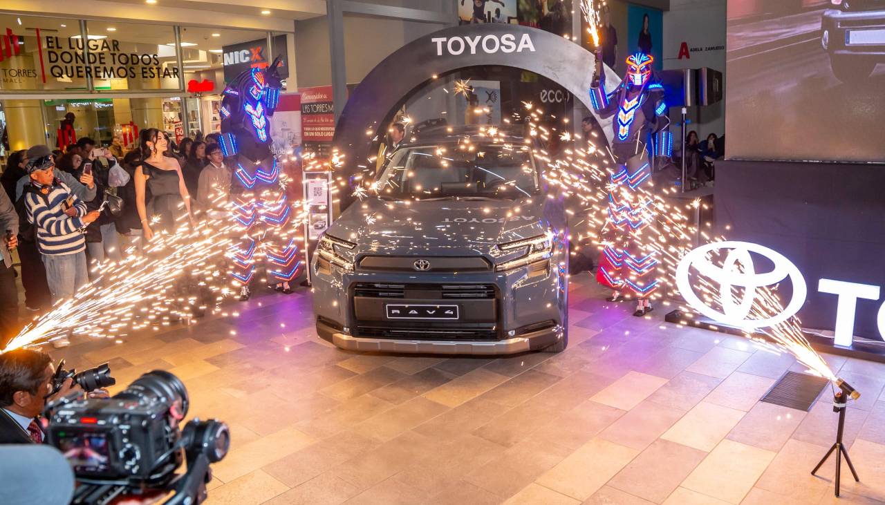 TOYOSA presenta para Bolivia la nueva generación de la Rav4