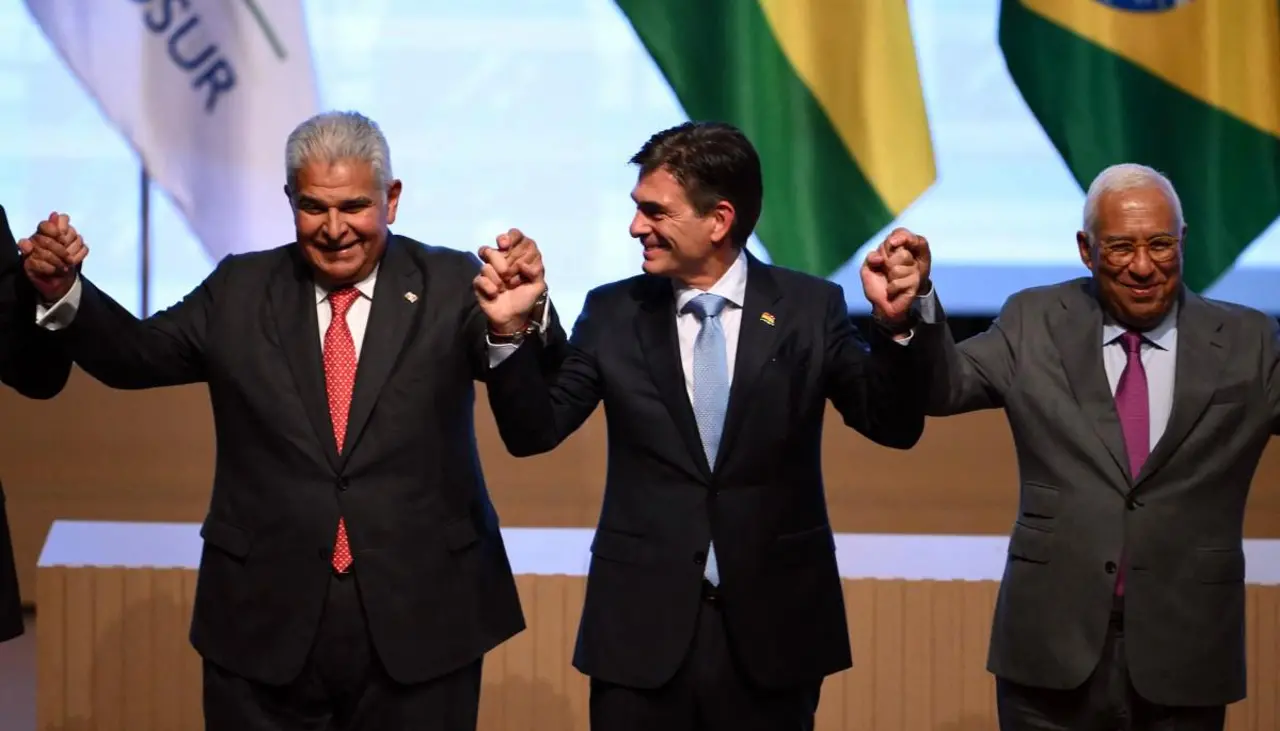 Paz señala que alcanzó “preacuerdos” con países que asistieron a la firma del convenio Mercosur - UE