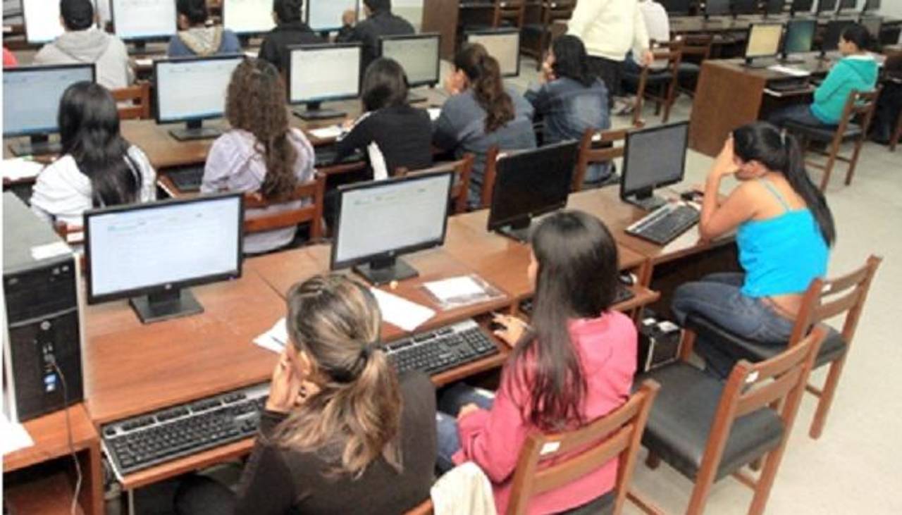 Por la escasez de combustible, ¿hasta cuándo serán las clases virtuales en la Uagrm?