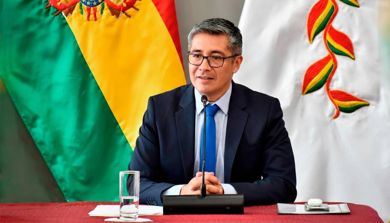 PGE 2026 incluirá evaluación de empresas públicas y el cierre de las deficitarias, dice el ministro Espinoza