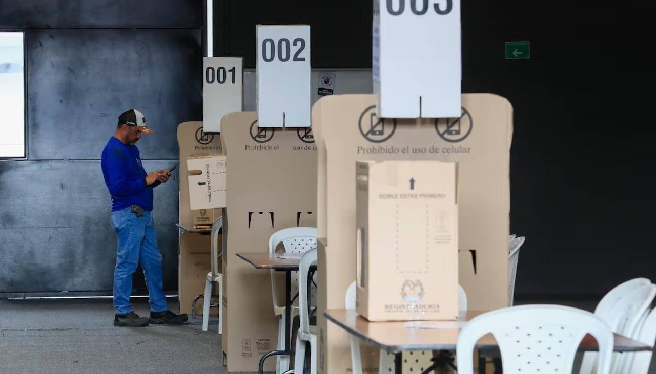 Colombia elige presidente con la izquierda desafiada por la extrema derecha